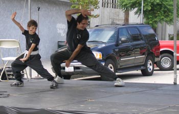 Rock Horse Poke Stance